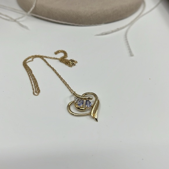 10kt Gold Heart .20 Ct Tanzanite Round Diamond Accent Heart Pendant Necklace - Picture 5 of 17